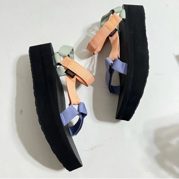 Free People Teva Flatform Platform Universal Light Weight Colorblock Sandals New - Picture 5 of 16